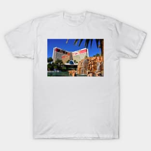 Mirage Hotel Las Vegas United States of America T-Shirt